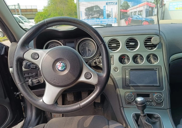 Alfa Romeo 159 cena 22000 przebieg: 214000, rok produkcji 2010 z Gliwice małe 137